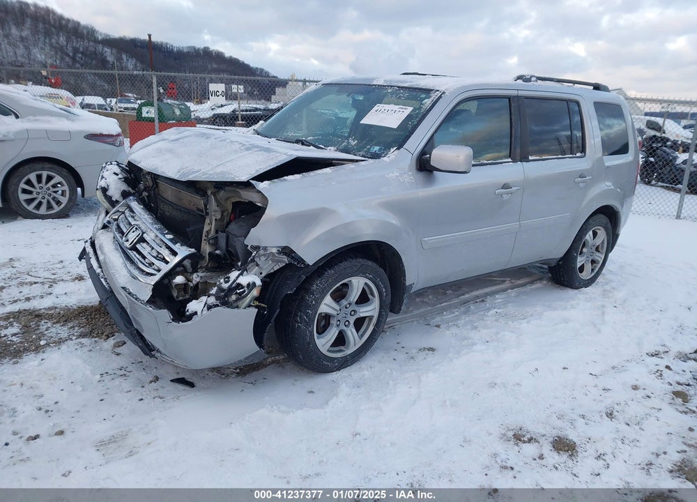 2013 HONDA PILOT VIN: 5FNYF4H57DB038440