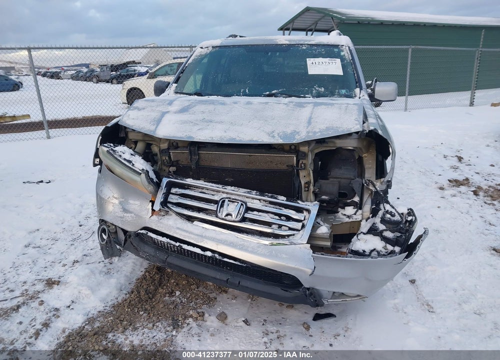 2013 HONDA PILOT VIN: 5FNYF4H57DB038440