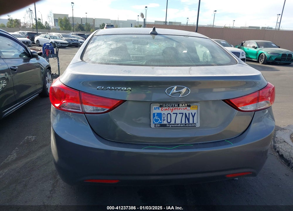 2013 HYUNDAI ELANTRA GLS VIN: 5NPDH4AE6DH157438
