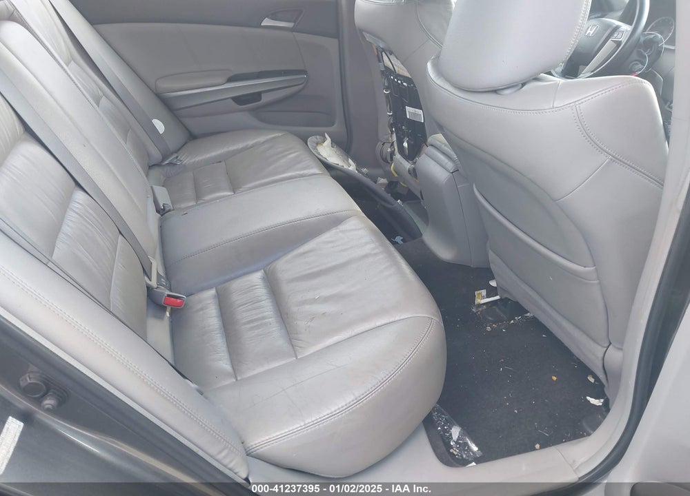 2009 HONDA ACCORD VIN: 1HGCP36819A015106