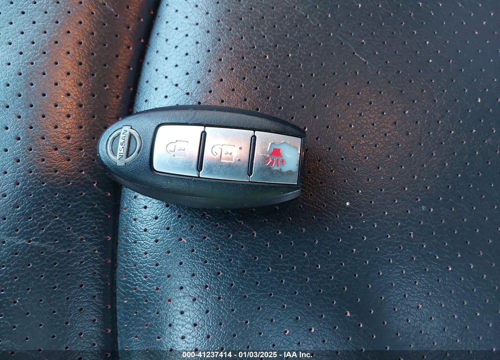 2011 NISSAN ROGUE SV VIN: JN8AS5MT6BW184008