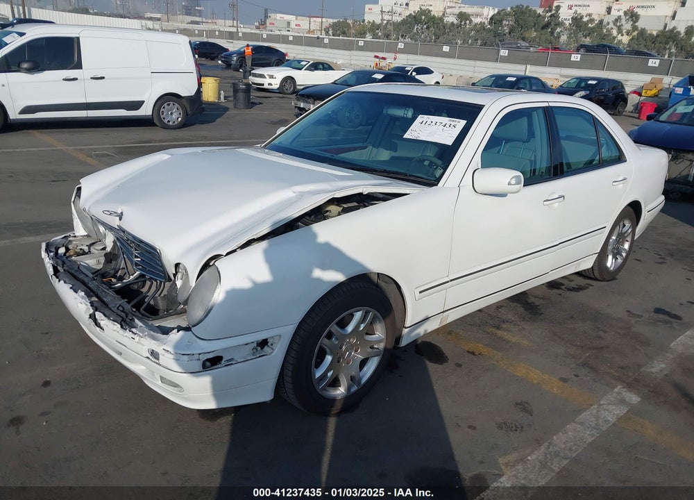 2000 MERCEDES-BENZ E 320 VIN: WDBJF65J5YB044775