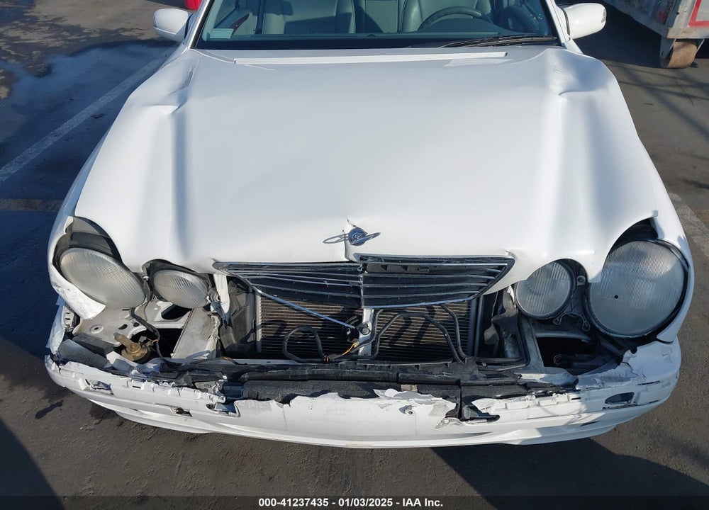 2000 MERCEDES-BENZ E 320 VIN: WDBJF65J5YB044775