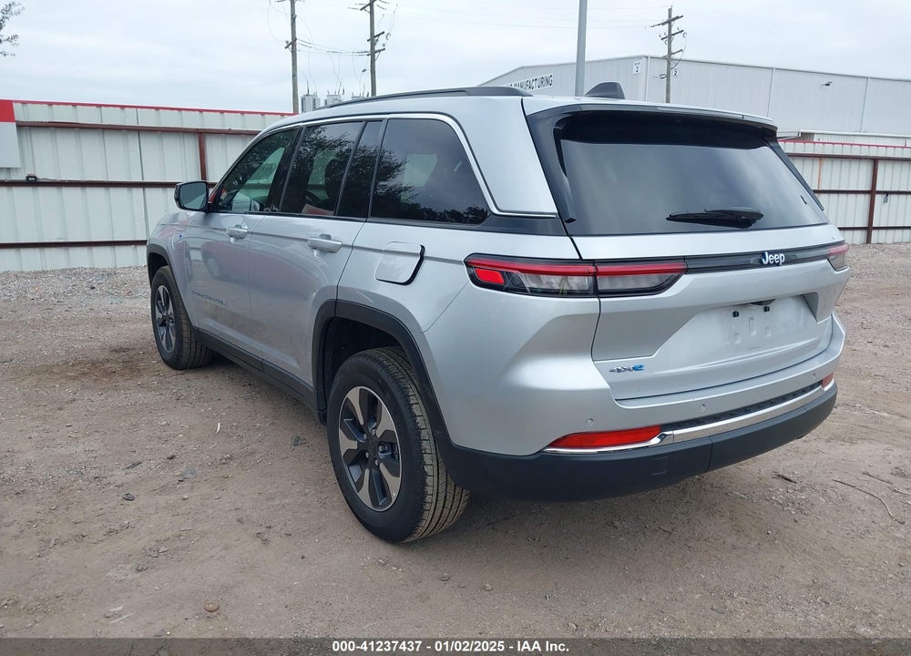 2024 GRAND JEEP  CHEROKEE 4XE VIN: 1C4RJYB65RC120649