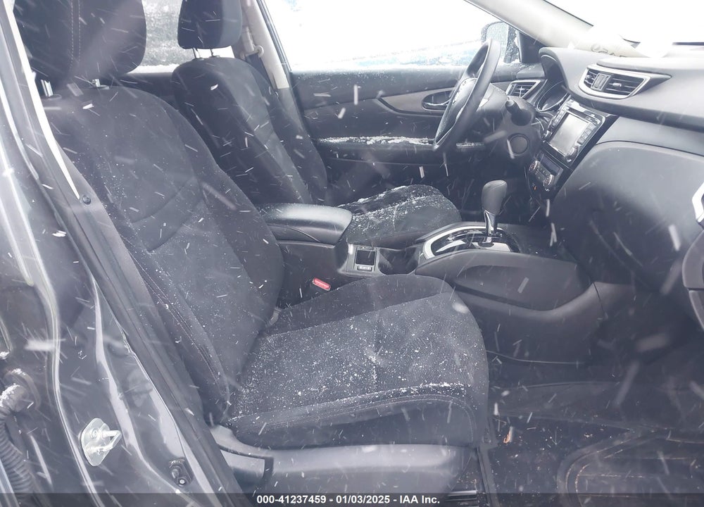 2015 NISSAN ROGUE SV VIN: 5N1AT2MV0FC821647