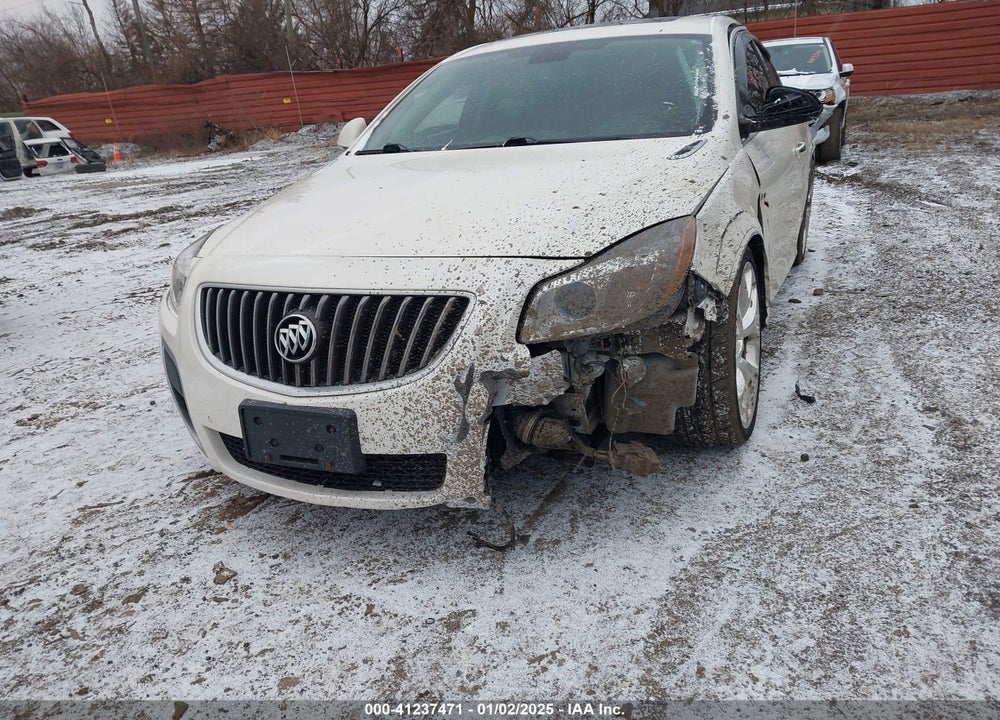 2012 BUICK REGAL VIN: 2G4GV5GV8C9181076