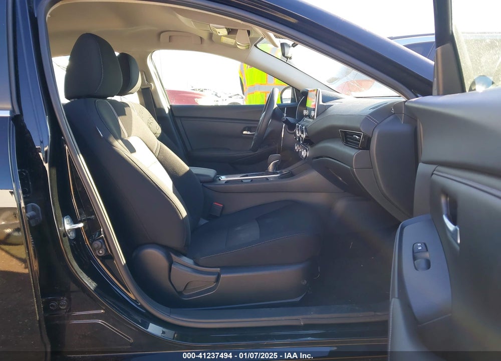 2024 NISSAN SENTRA SV XTRONIC CVT VIN: 3N1AB8CV9RY308651