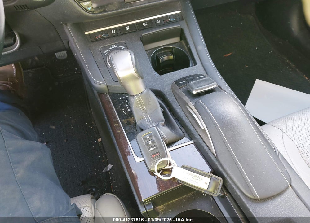 2016 LEXUS ES 350 VIN: JTHBK1GG2G2212990