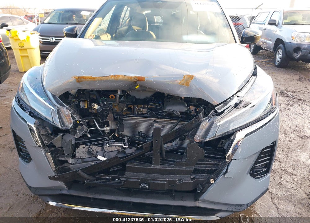 2024 NISSAN KICKS SR XTRONIC CVT VIN: 3N1CP5DVXRL573373