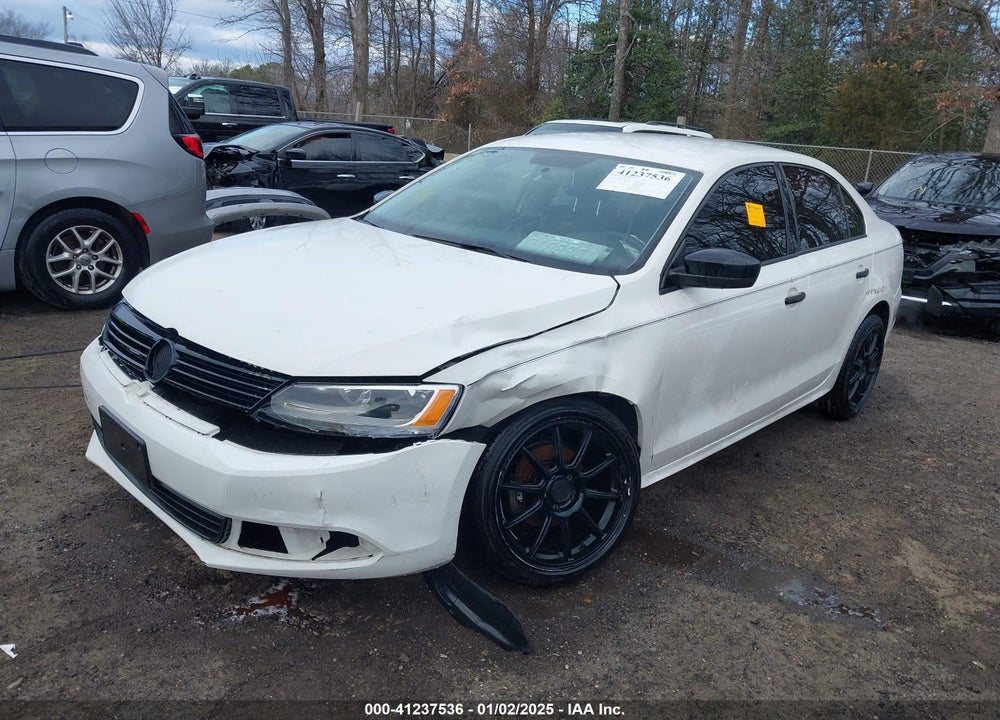2011 VOLKSWAGEN JETTA 2.0L S VIN: 3VW2K7AJ6BM360261