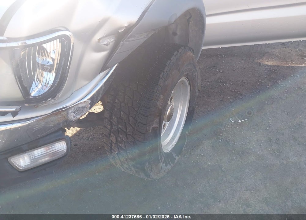 2002 TOYOTA TACOMA BASE V6 VIN: 5TEWN72N02Z032656