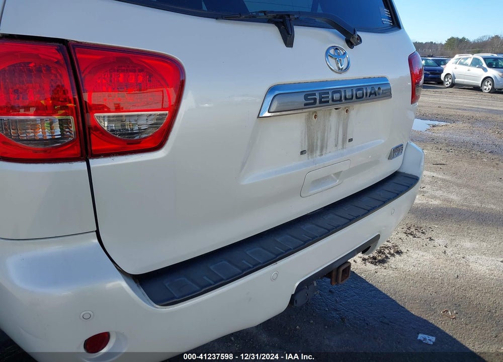 2012 TOYOTA SEQUOIA PLATINUM 5.7L V8 VIN: 5TDDY5G16CS055804