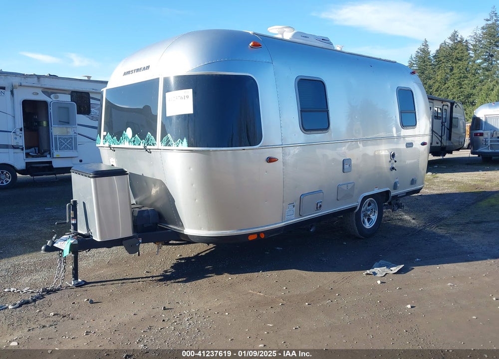 2022 AIRSTREAM OTHER VIN: 1STCMAA12NJ566100