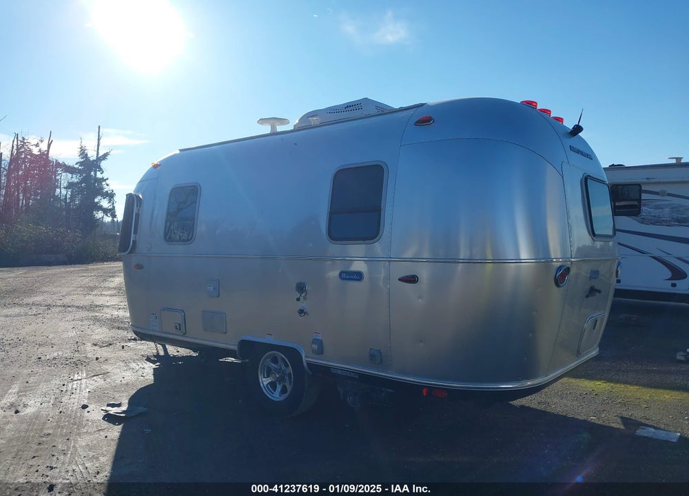 2022 AIRSTREAM OTHER VIN: 1STCMAA12NJ566100