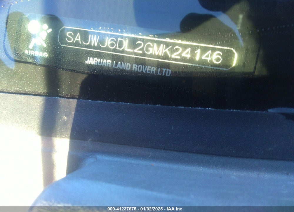 2016 JAGUAR F-TYPE VIN: SAJWJ6DL2GMK24146