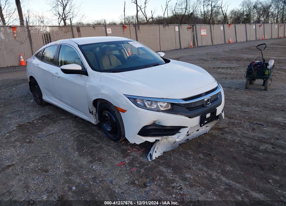 2018 HONDA CIVIC LX VIN: 2HGFC2F59JH581576