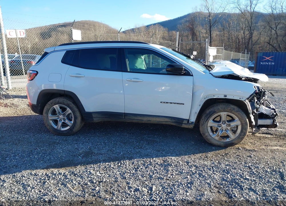 2024 JEEP COMPASS LATITUDE 4X4 VIN: 3C4NJDBNXRT605811
