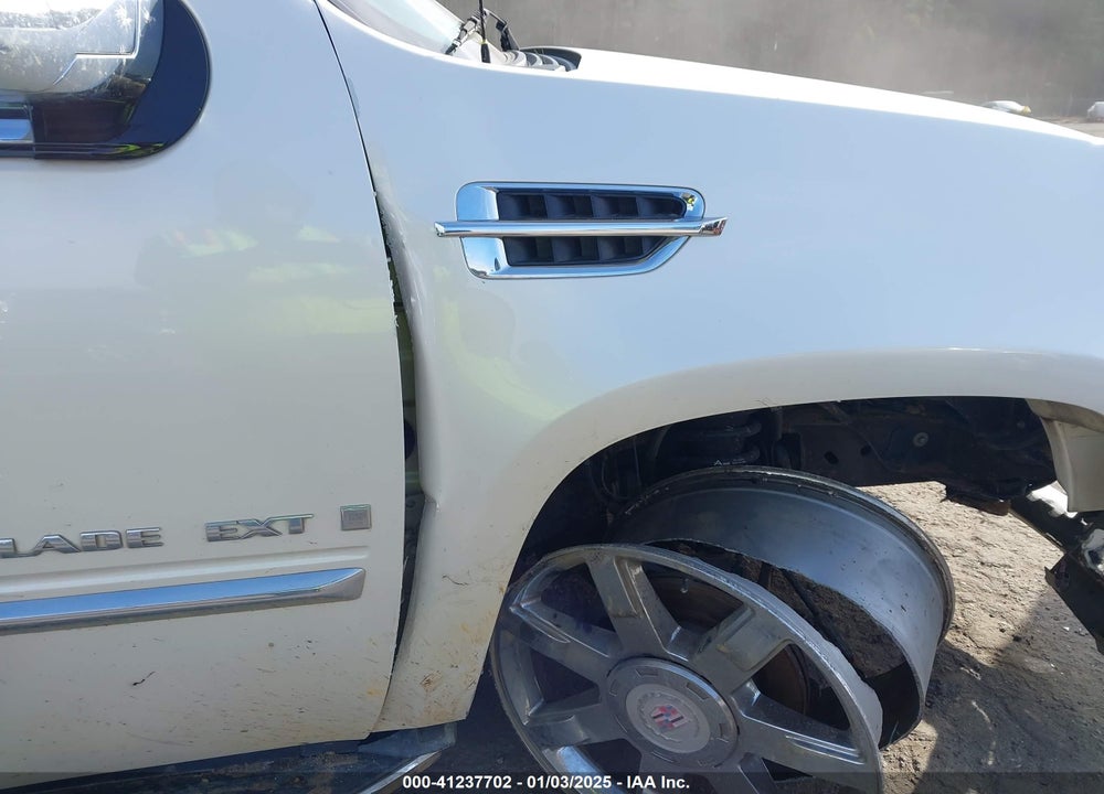 2009 CADILLAC ESCALADE EXT STANDARD VIN: 3GYFK22249G130459