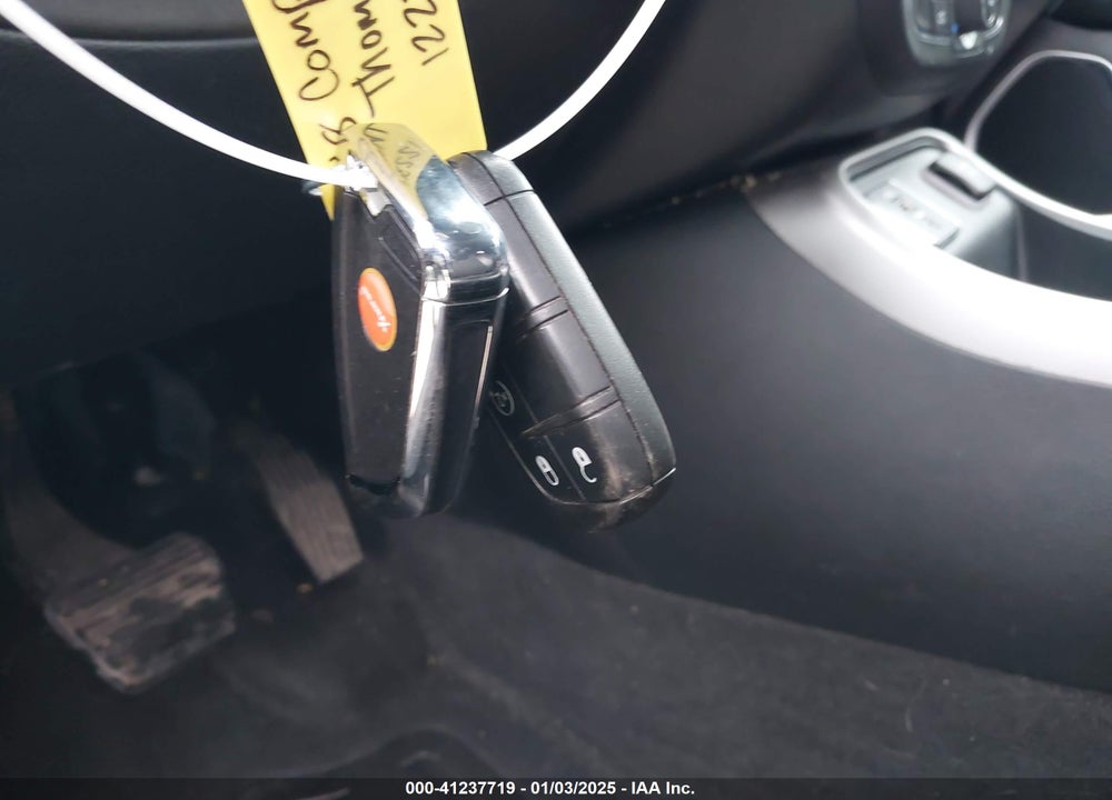 2018 JEEP COMPASS LATITUDE FWD VIN: 3C4NJCBB1JT259684