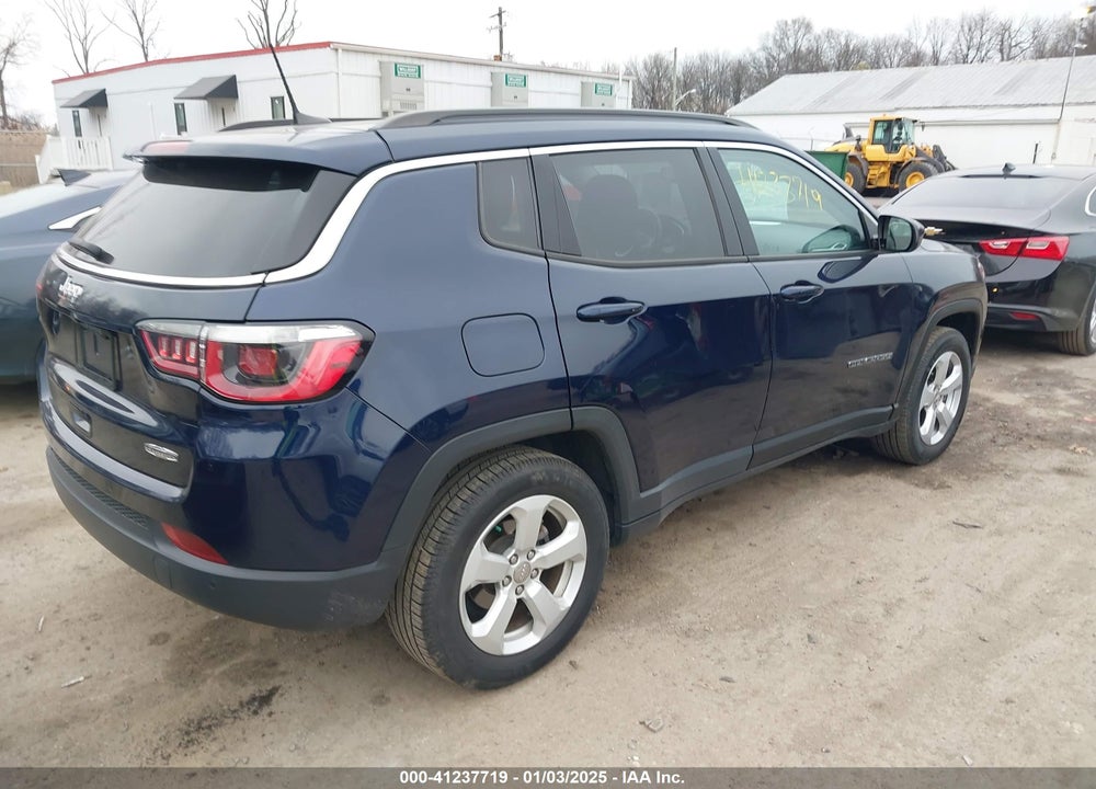 2018 JEEP COMPASS LATITUDE FWD VIN: 3C4NJCBB1JT259684