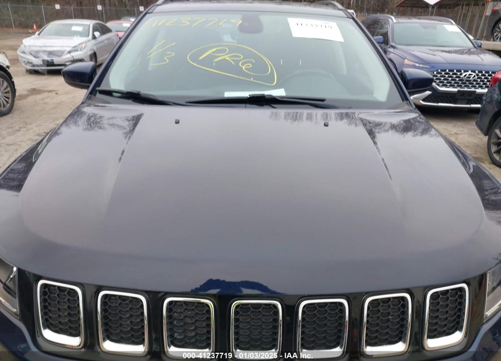 2018 JEEP COMPASS LATITUDE FWD VIN: 3C4NJCBB1JT259684