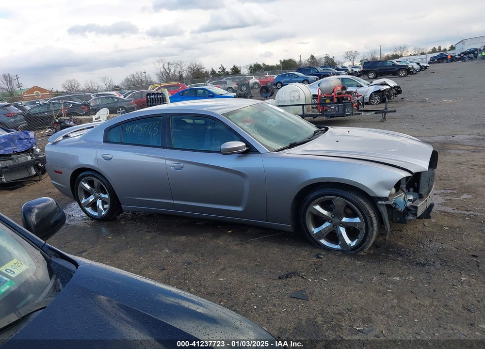 2013 DODGE CHARGER VIN: 2C3CDXBG9DH643537