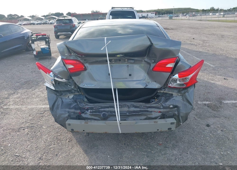 2017 NISSAN SENTRA VIN: 3N1AB7AP5HY297161
