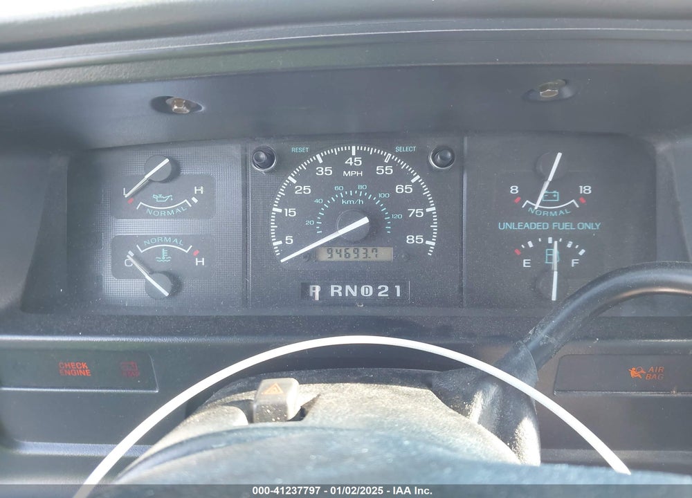 1996 FORD ECONOLINE E150 VAN VIN: 1FTEE14N1THA01103