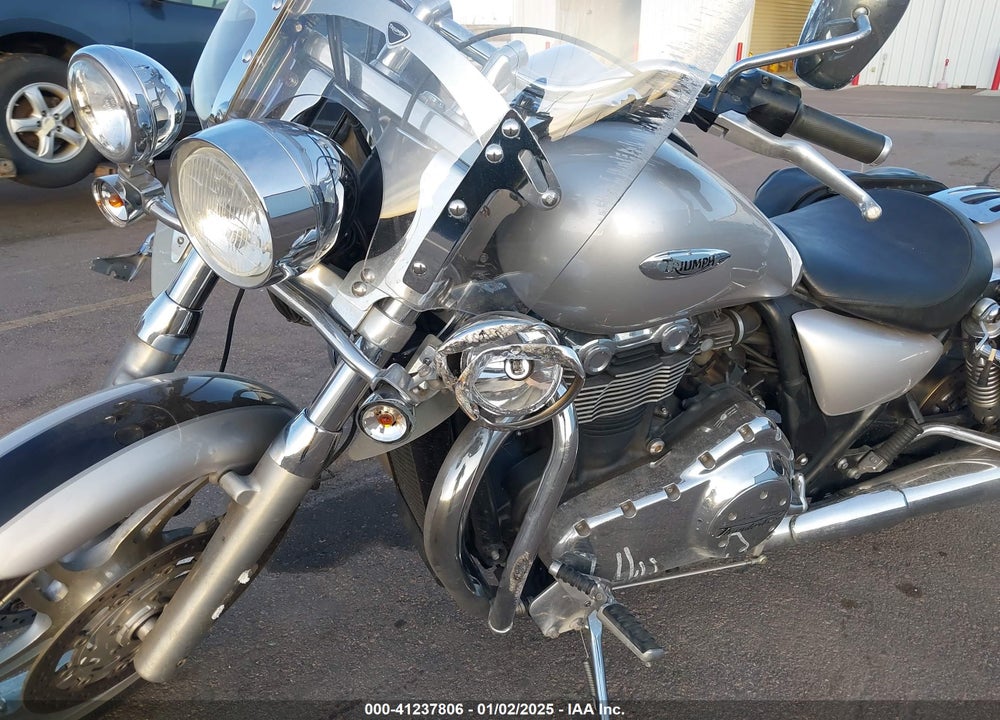 2010 TRIUMPH MOTORCYCLE THUNDERBIRD VIN: SMTB00TL0AJ431482