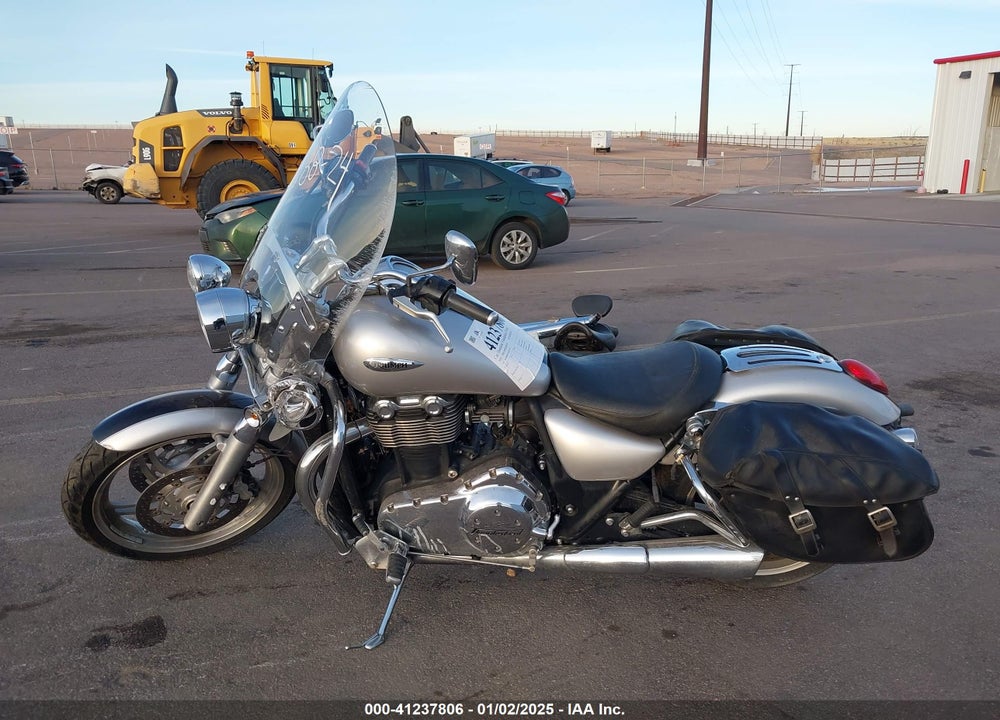 2010 TRIUMPH MOTORCYCLE THUNDERBIRD VIN: SMTB00TL0AJ431482