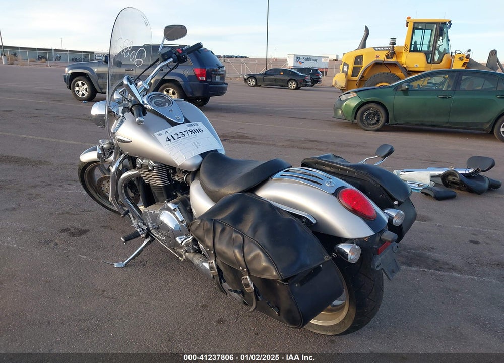 2010 TRIUMPH MOTORCYCLE THUNDERBIRD VIN: SMTB00TL0AJ431482