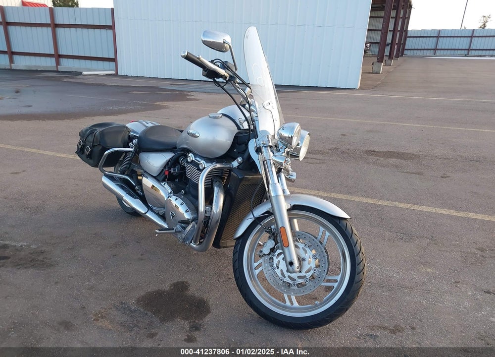 2010 TRIUMPH MOTORCYCLE THUNDERBIRD VIN: SMTB00TL0AJ431482