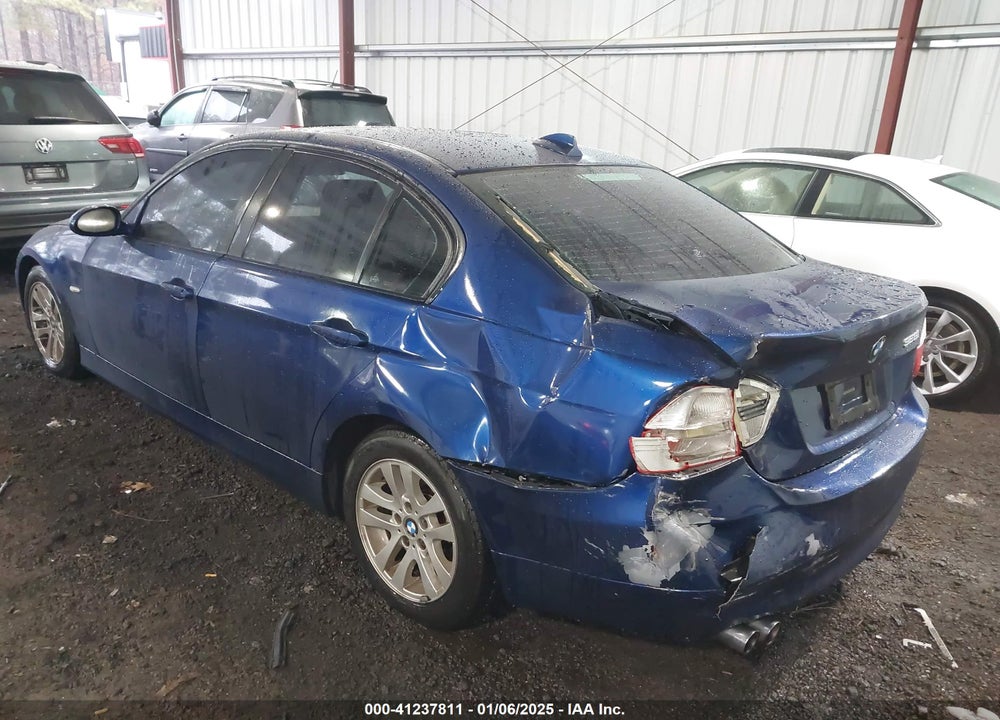 2007 BMW 328I VIN: WBAVA33537KX81409
