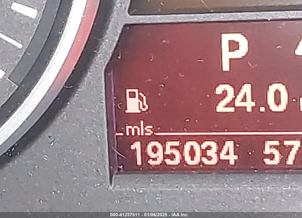 2007 BMW 328I VIN: WBAVA33537KX81409