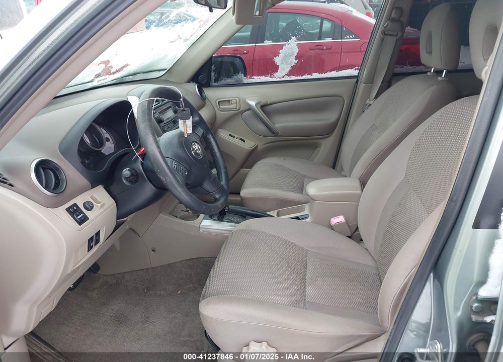 2004 TOYOTA RAV4 VIN: JTEGD20V540035743