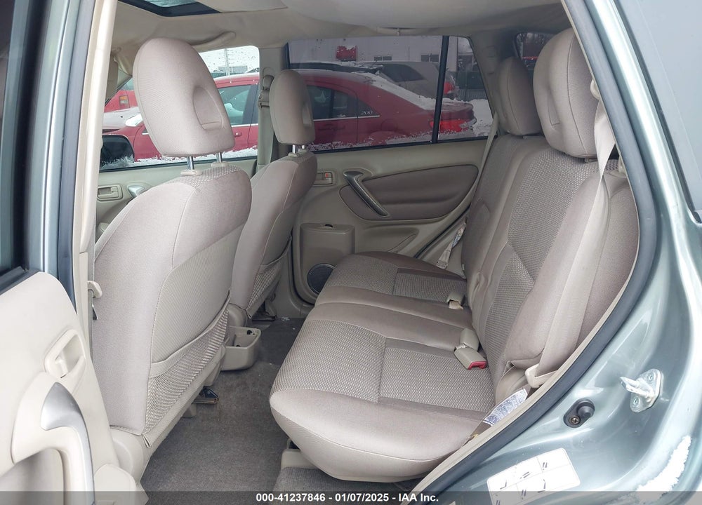 2004 TOYOTA RAV4 VIN: JTEGD20V540035743
