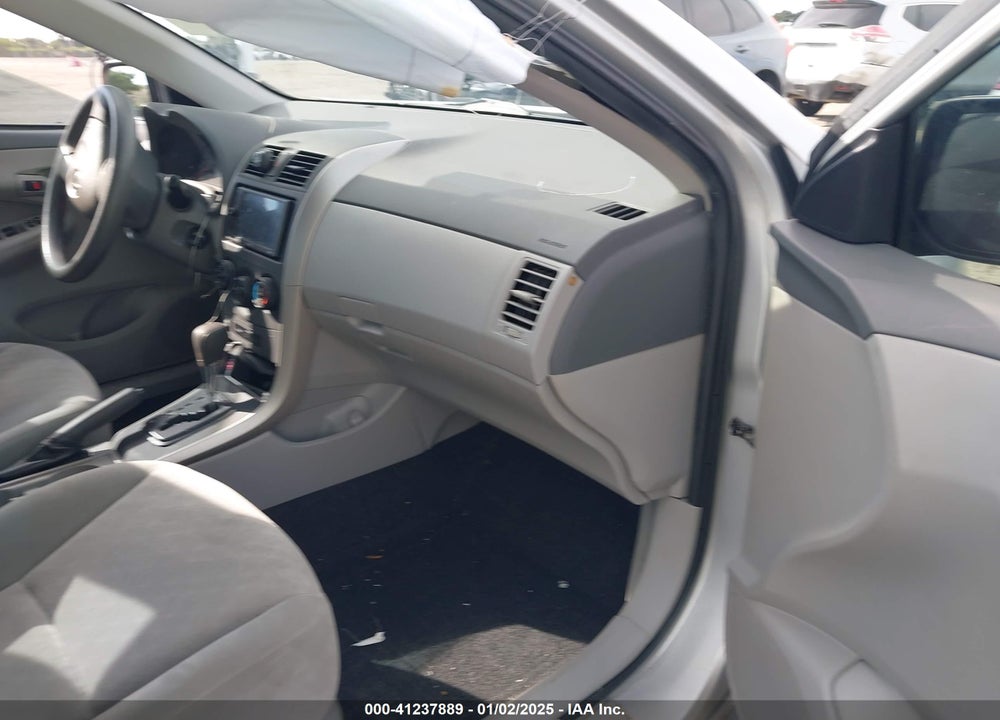 2009 TOYOTA COROLLA VIN: JTDBL40E399024188