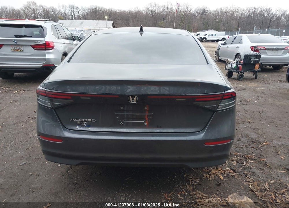 2024 HONDA ACCORD EX VIN: 1HGCY1F32RA088930