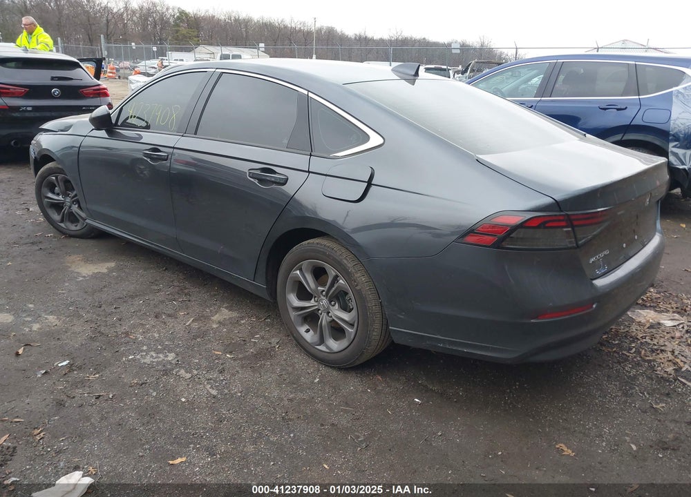 2024 HONDA ACCORD EX VIN: 1HGCY1F32RA088930