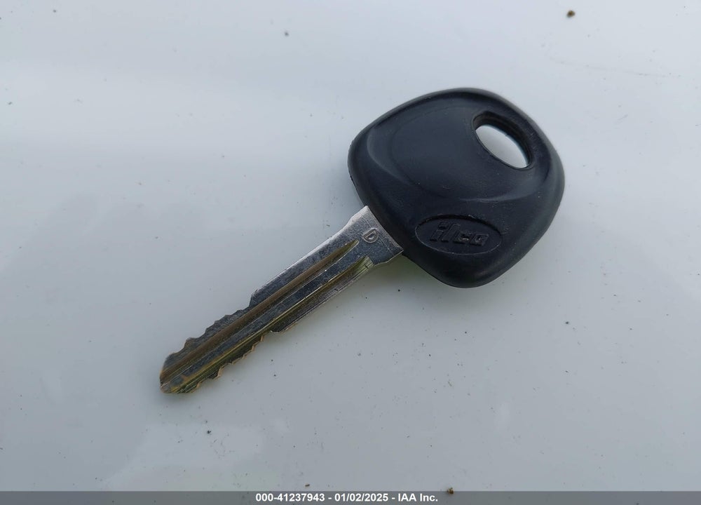 2008 KIA RONDO VIN: KNAFG526287191294