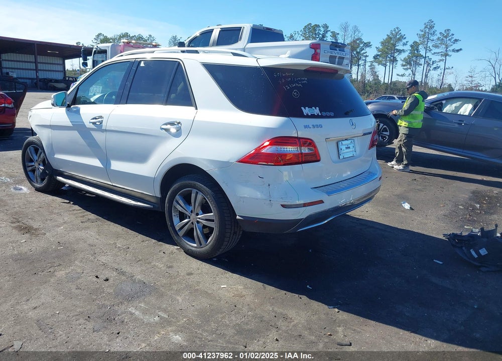 2015 MERCEDES-BENZ ML 350 VIN: 4JGDA5JBXFA556391