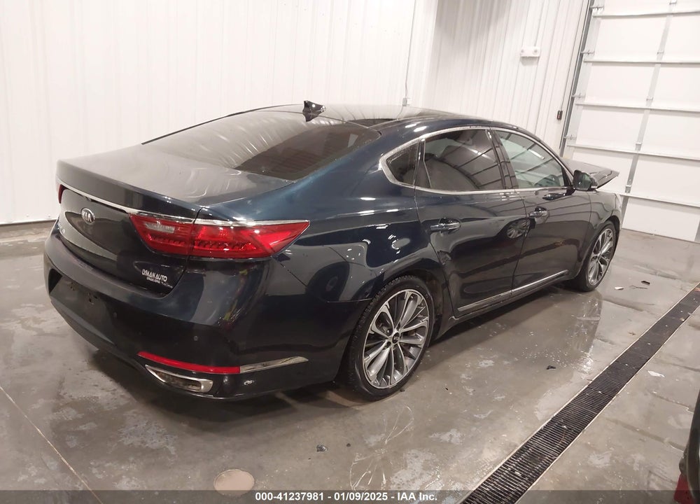 2017 KIA CADENZA VIN: KNALC4J1XH5064254