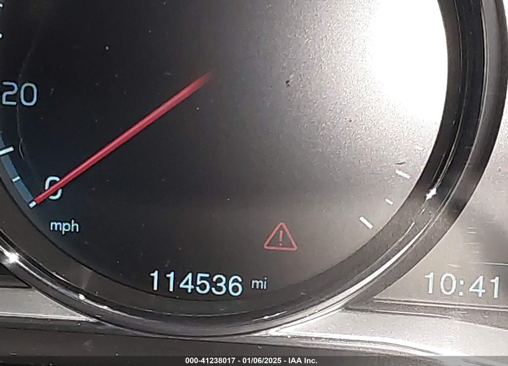 2015 VOLVO XC60 T5 DRIVE-E PLATINUM VIN: YV440MDD5F2586307