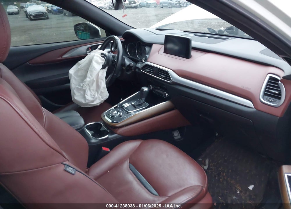 2018 MAZDA CX-9 SIGNATURE VIN: JM3TCBEY2J0226077