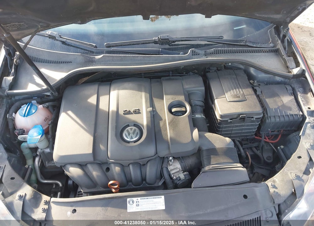 2010 VOLKSWAGEN JETTA VIN: 3VWTZ7AJ5AM663711
