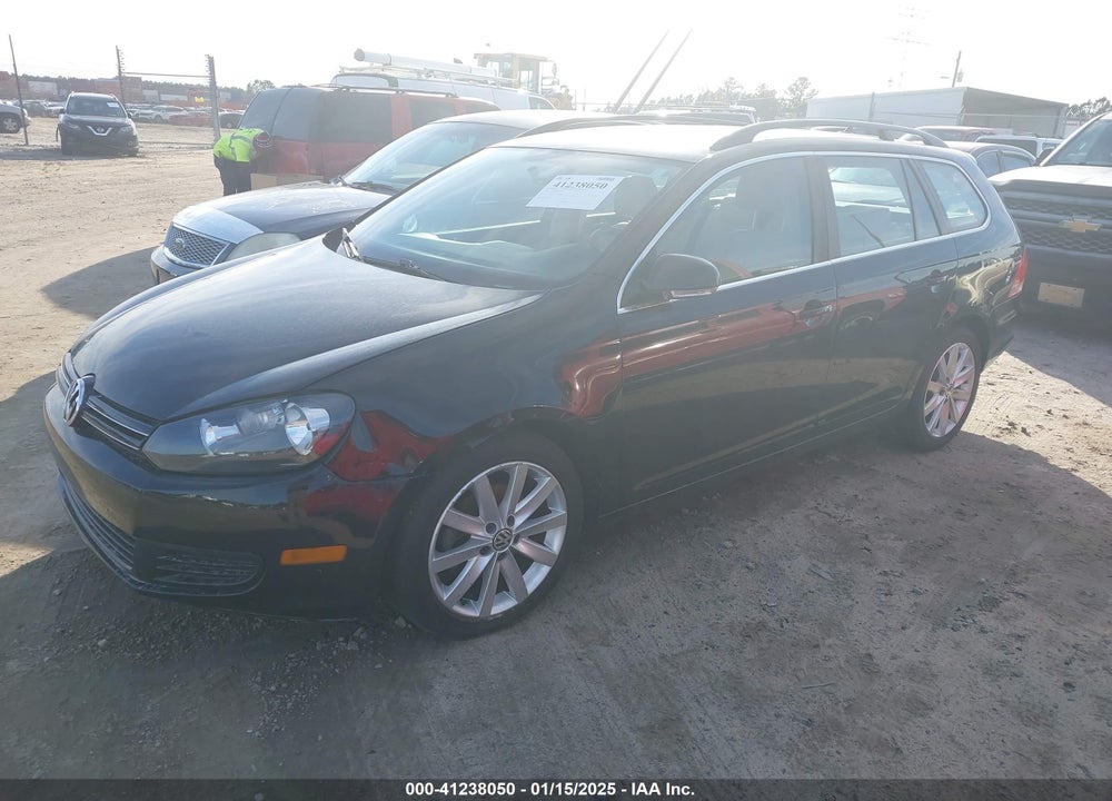 2010 VOLKSWAGEN JETTA VIN: 3VWTZ7AJ5AM663711