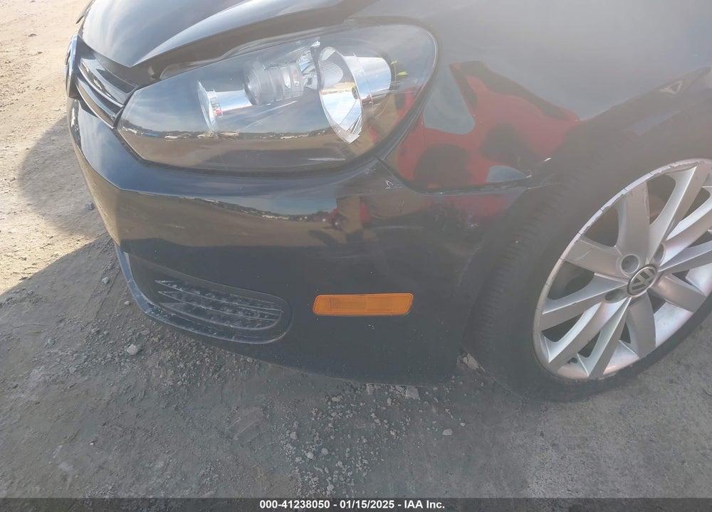 2010 VOLKSWAGEN JETTA VIN: 3VWTZ7AJ5AM663711