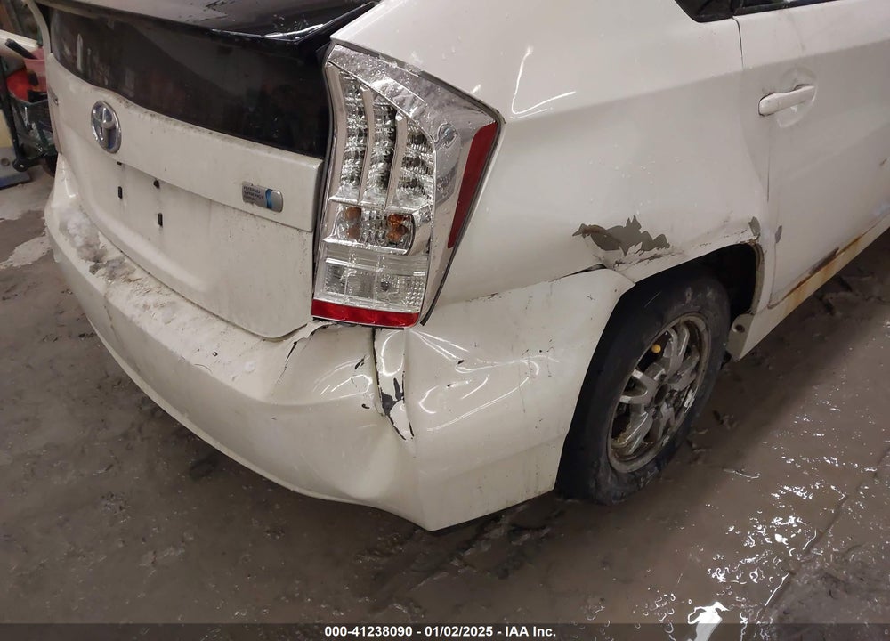 2010 TOYOTA PRIUS II VIN: JTDKN3DU1A0105964