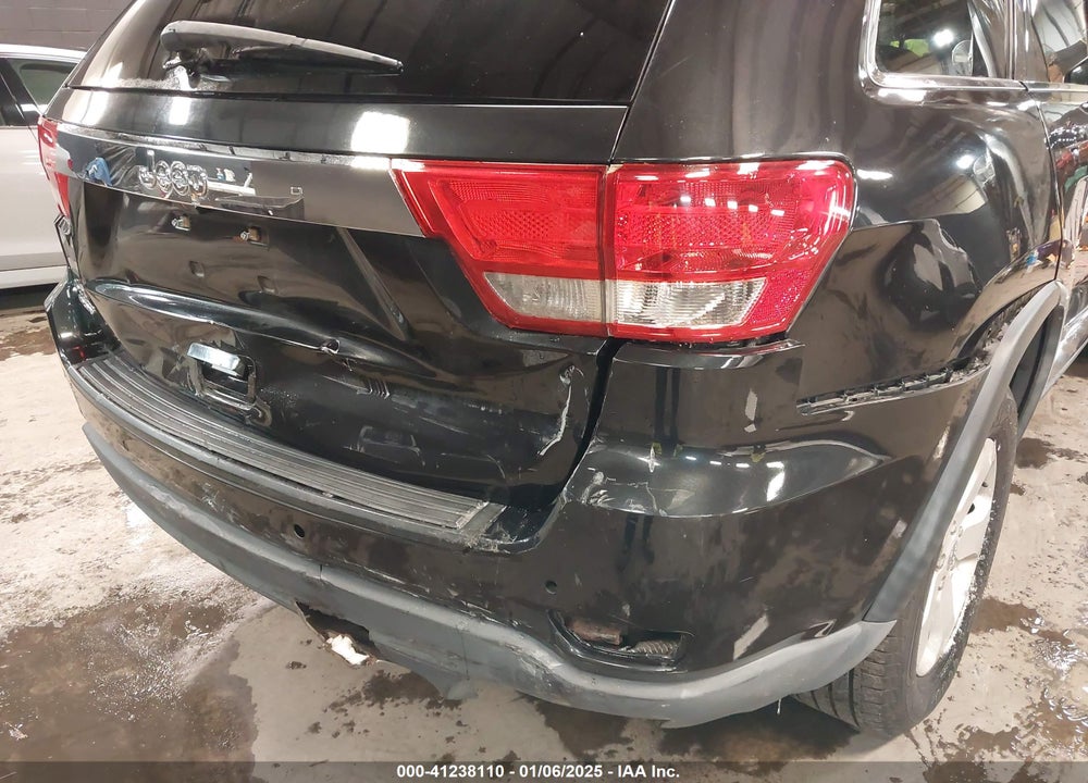 2011 JEEP GRAND CHEROKEE LAREDO VIN: 1J4RR4GG6BC570488