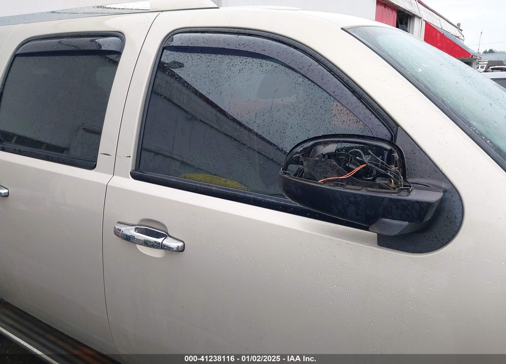 2007 GMC YUKON XL 1500 DENALI VIN: 1GKFK66837J202389